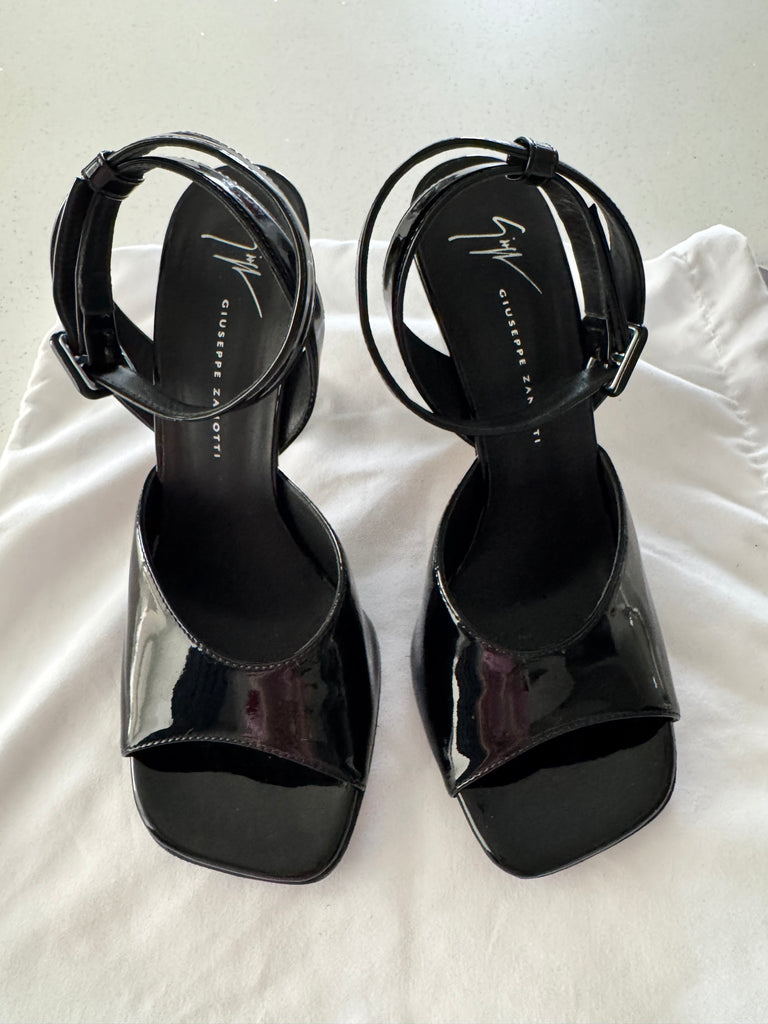 Giuseppe Zanotti Sandals, sz. 37.5