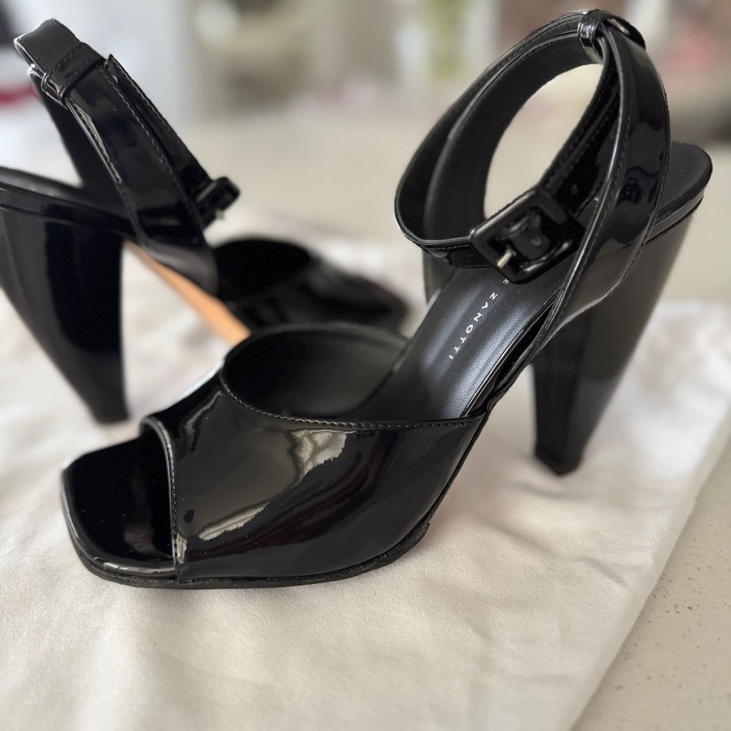 Giuseppe Zanotti Sandals, sz. 37.5