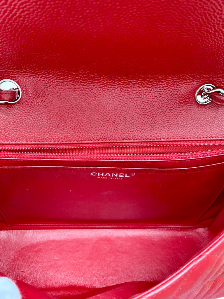 CHANEL Classic Single-Flap Bag