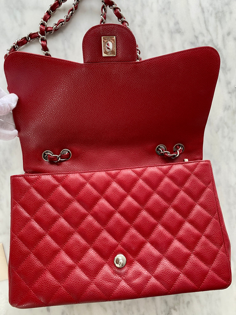 CHANEL Classic Single-Flap Bag