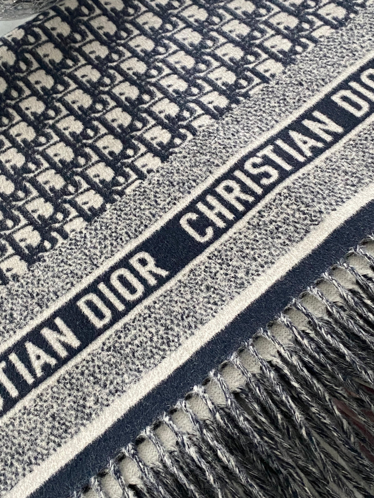 DIOR Blanket