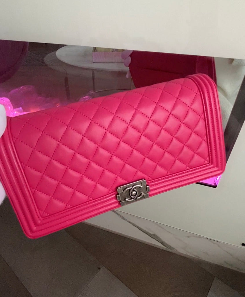 CHANEL Le Boy Clutch