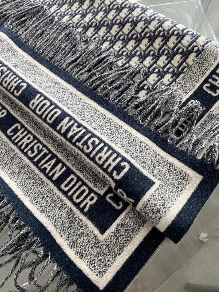 DIOR Blanket