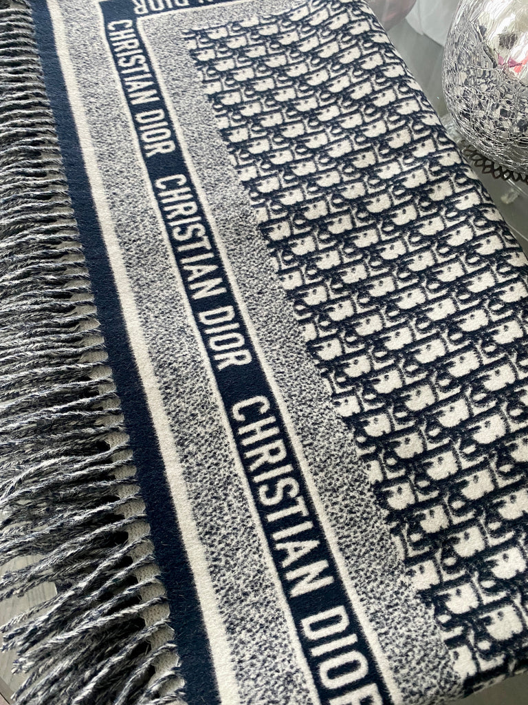 DIOR Blanket