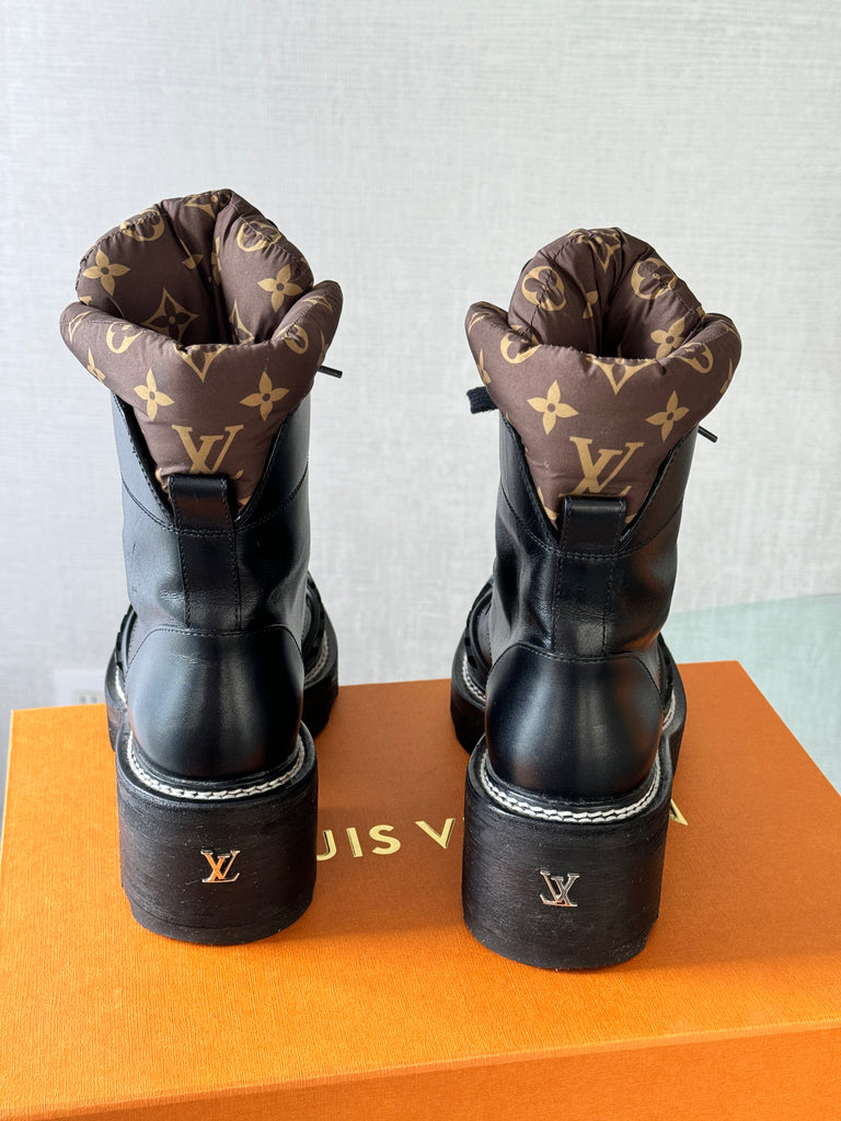 Louis Vuitton Beaubourg Ankle Boots in Black Leather, Size 38
