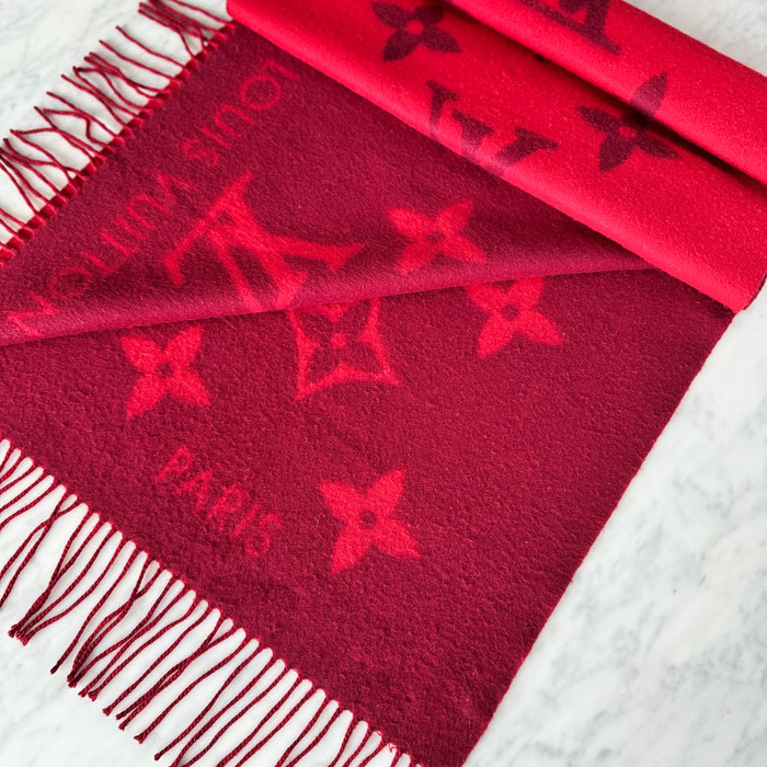 Louis Vuitton Reykjavik Scarf