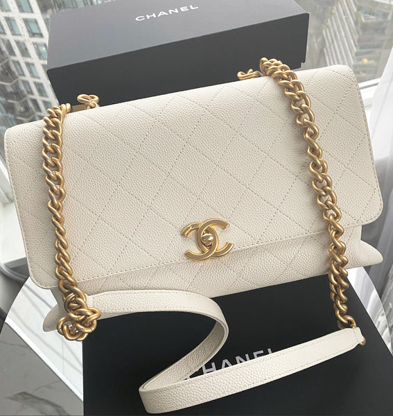 Chanel Chic Affinity Flap Bag –