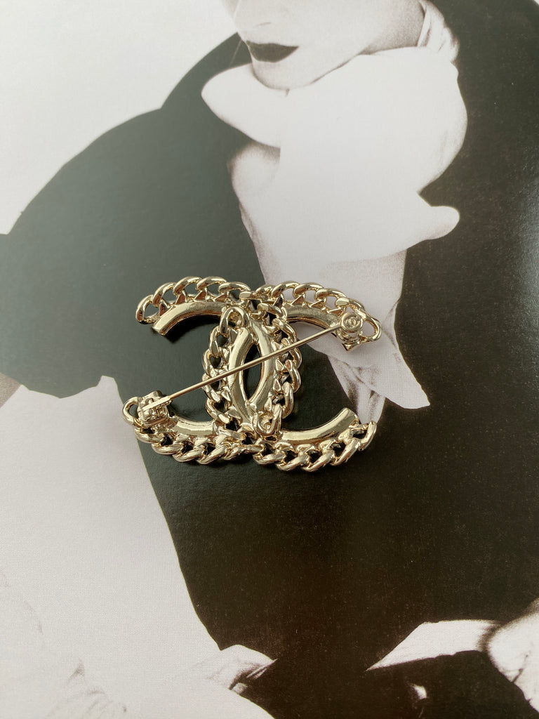 CHANEL CC Gold-tone Metal and Crystal Brooch