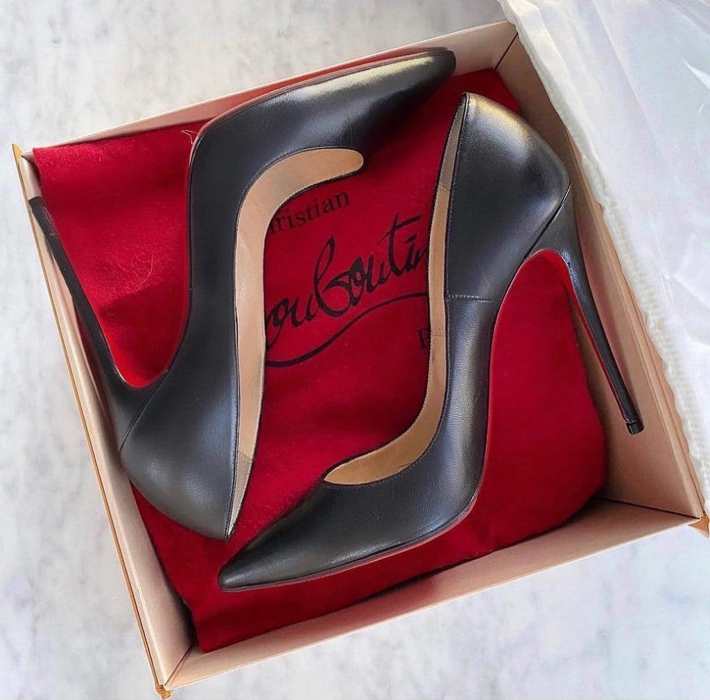 Christian Louboutin So Kate Leather Pumps, size 38