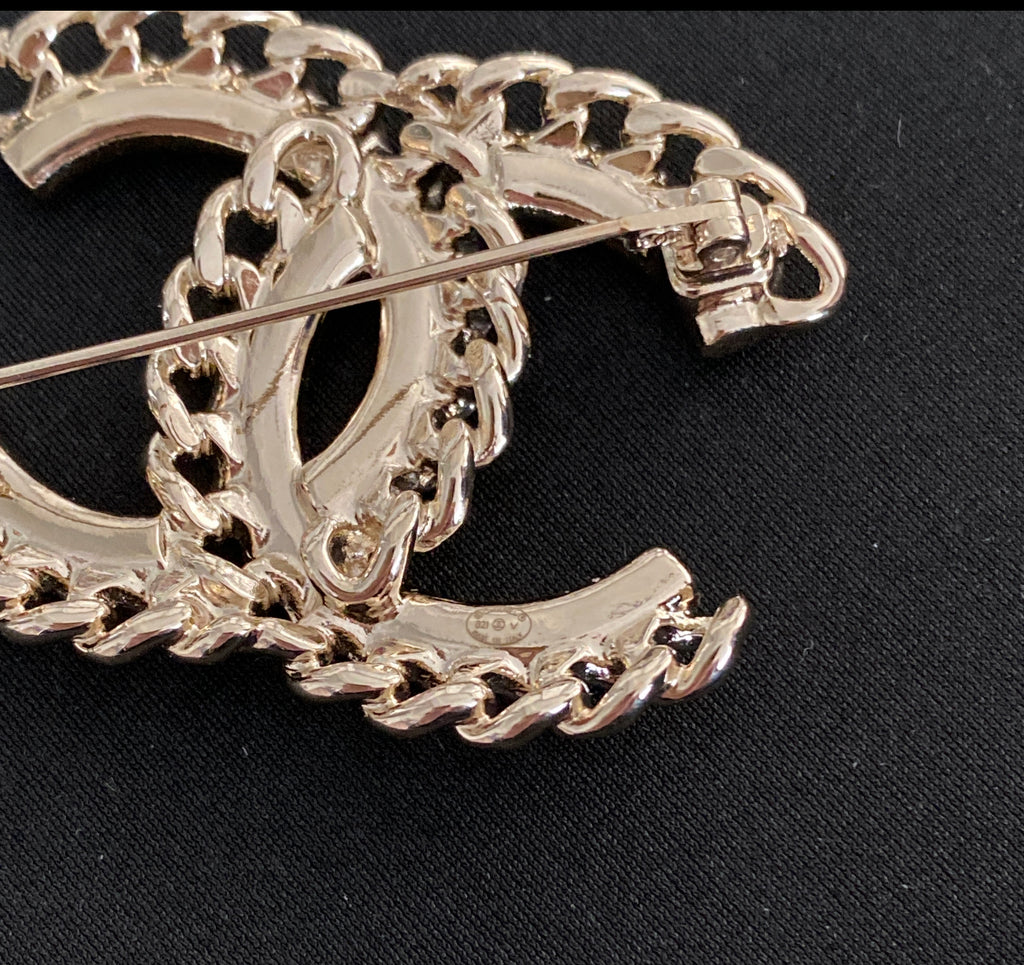 CHANEL CC Gold-tone Metal and Crystal Brooch