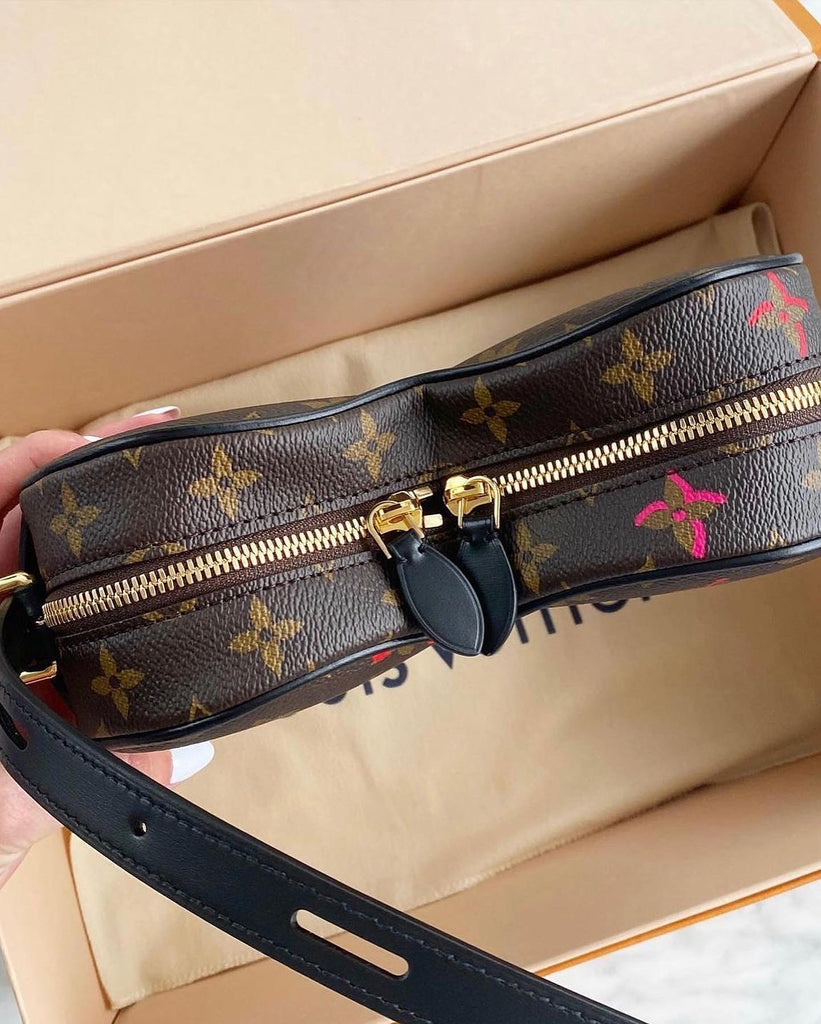 Louis Vuitton Fall in Love Sac Coeur Bag