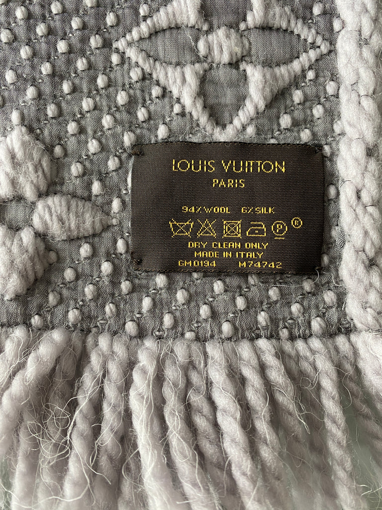 Louis Vuitton logomania Rainbow Scarf – STYLISHTOP