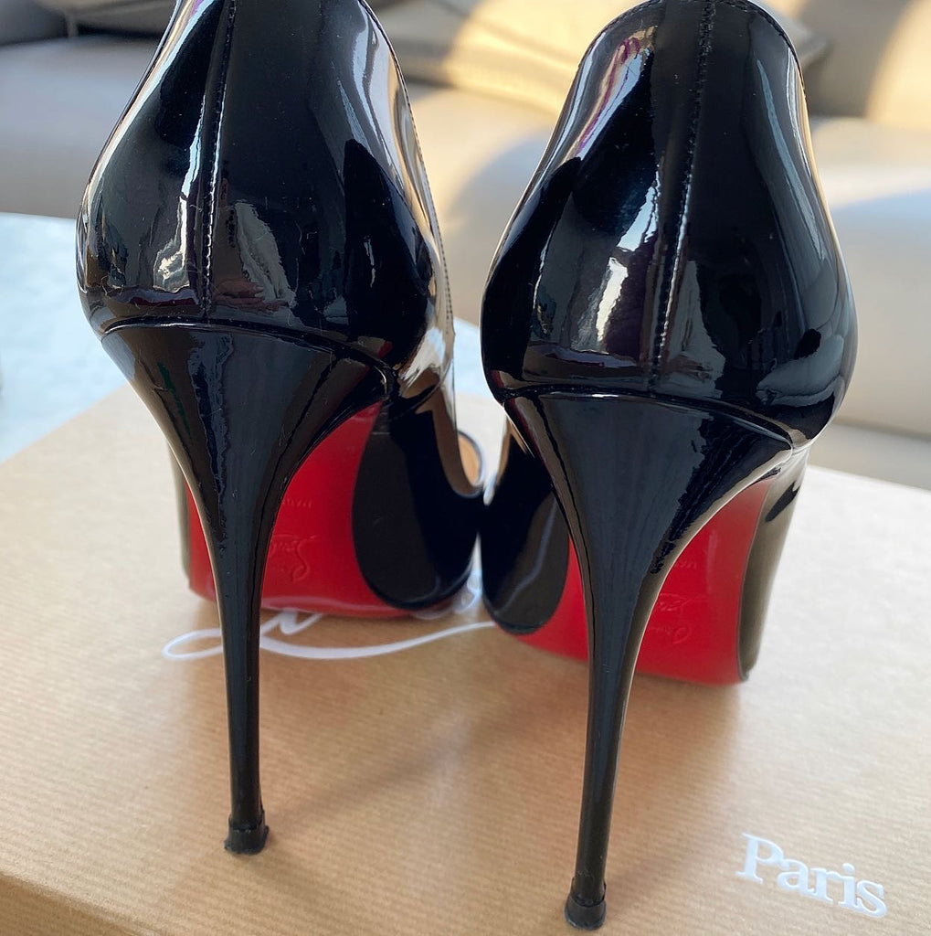 Christian Louboutin So Kate Patent Leather Pumps, size 37