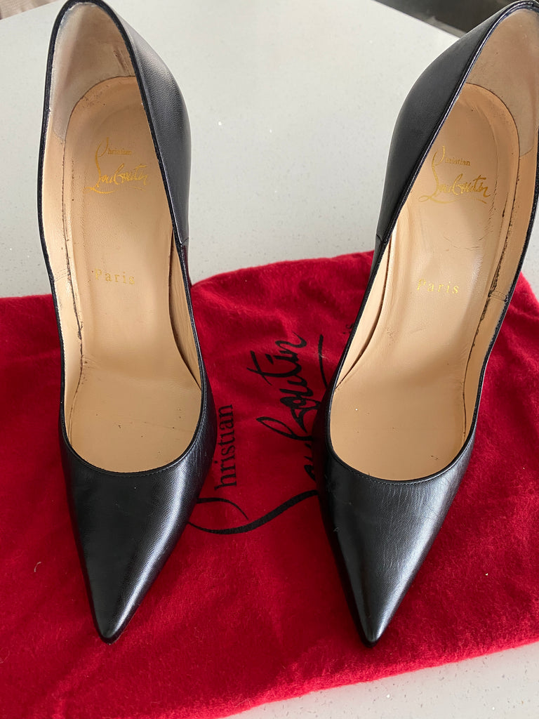 Christian Louboutin So Kate Leather Pumps, size 38